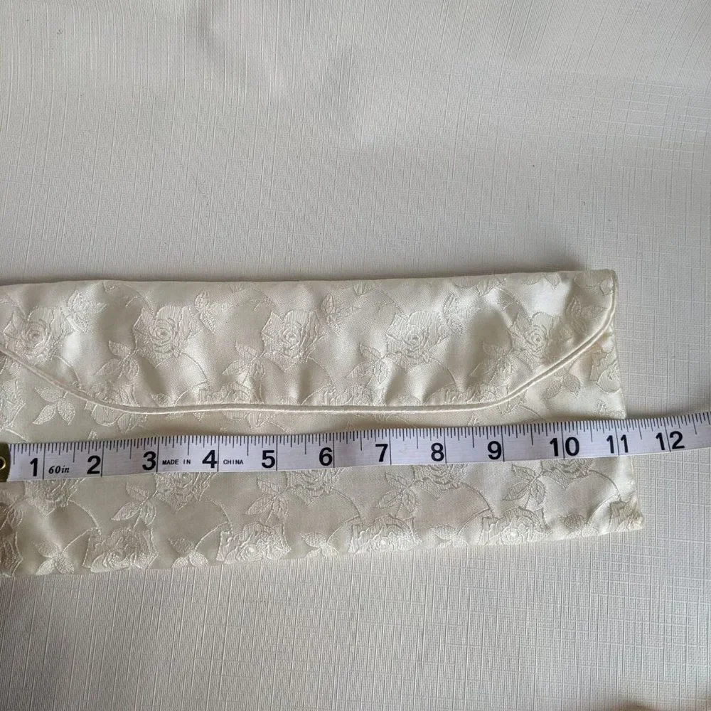 Left/Right Plastic Gloves Keeper & Case Set Cream Bag Envelope Style